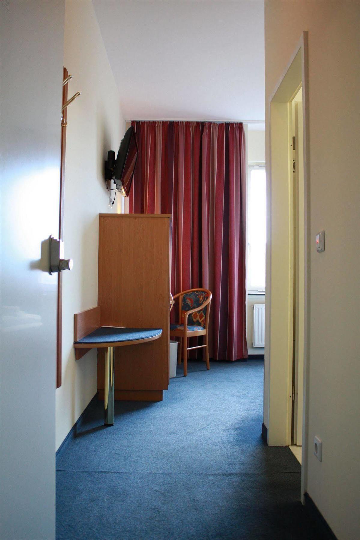 Hotel De France - Centre Francais De Berlijn Buitenkant foto
