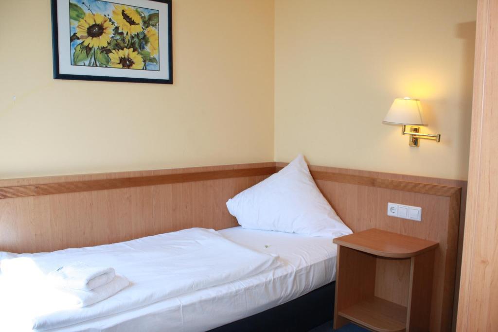 Hotel De France - Centre Francais De Berlijn Kamer foto